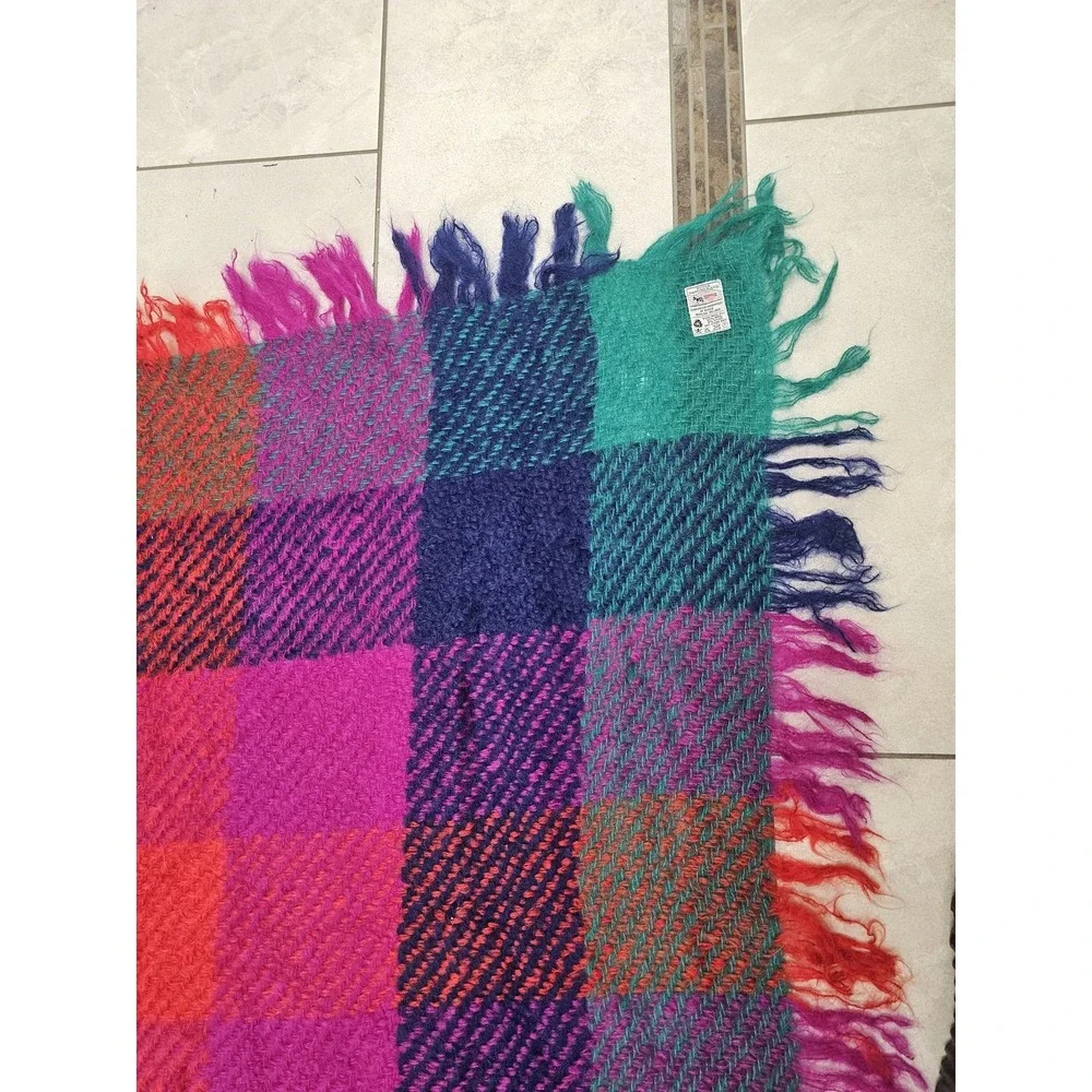 Vintage Avoca Handweavers Wool Blanket Throw Ireland Plaid 54x56 Fringe‎